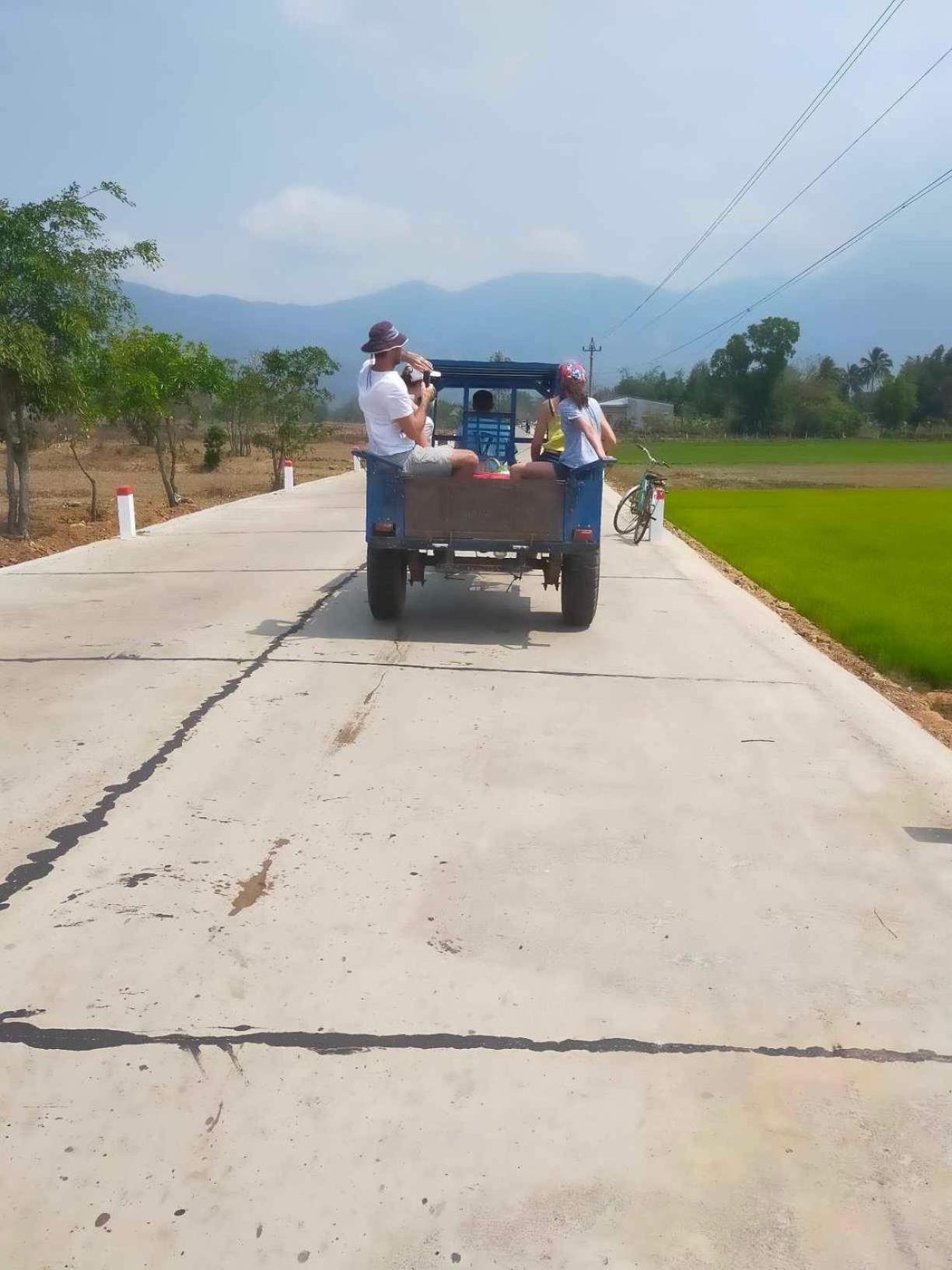 Lak Village Lien Son Luaran gambar
